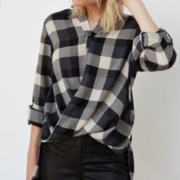 BlankNYC NWT Faux Wrap Plaid High Low Button Down Top Black Gray Size Small - Picture 11 of 11